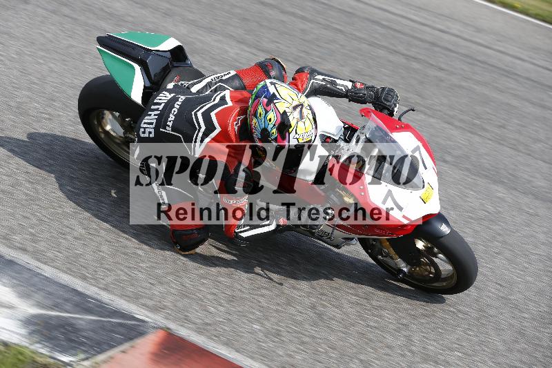 /24 08.06.2025 TZ Motorsport ADR/Gruppe gelb/77